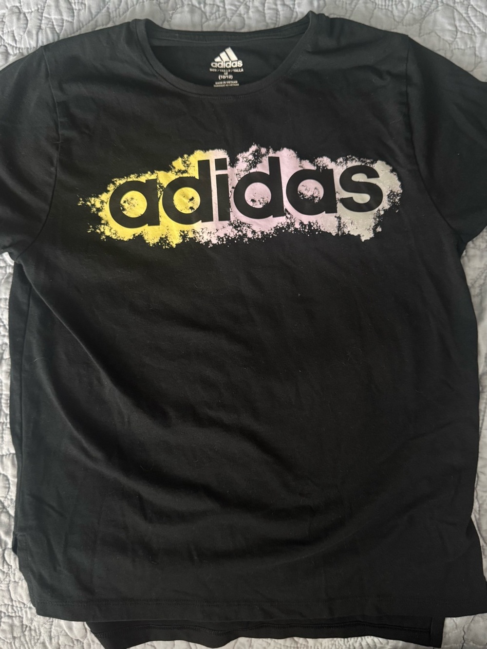 🔥3/$15 girls adidas Black tshirt with Yellow and purple logo M 10/12